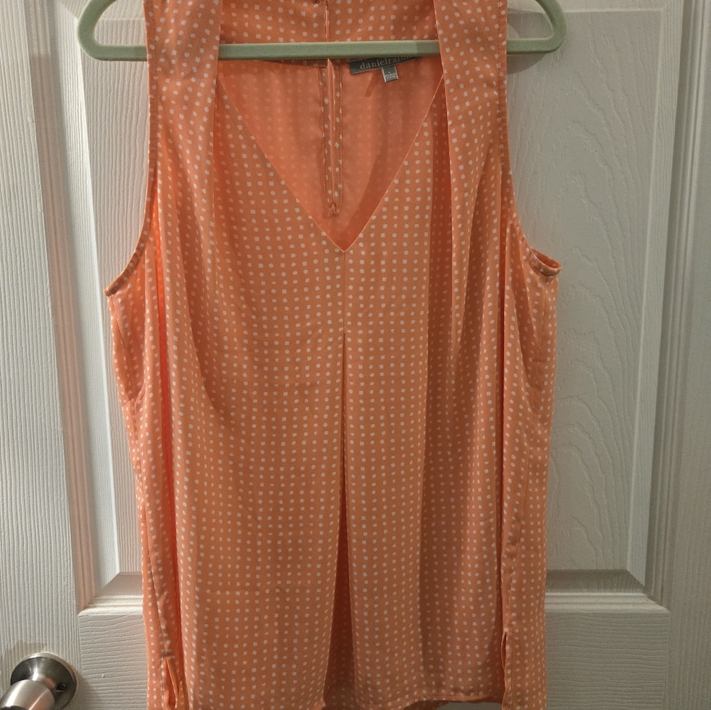 Daniel Rainn Women's Sleeveless Top - Picture 4 of 13